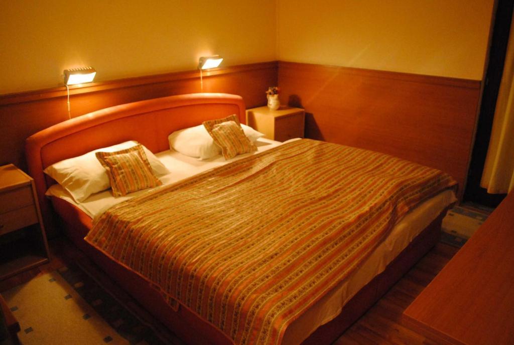 Motel Kiwi Grude Bilik gambar